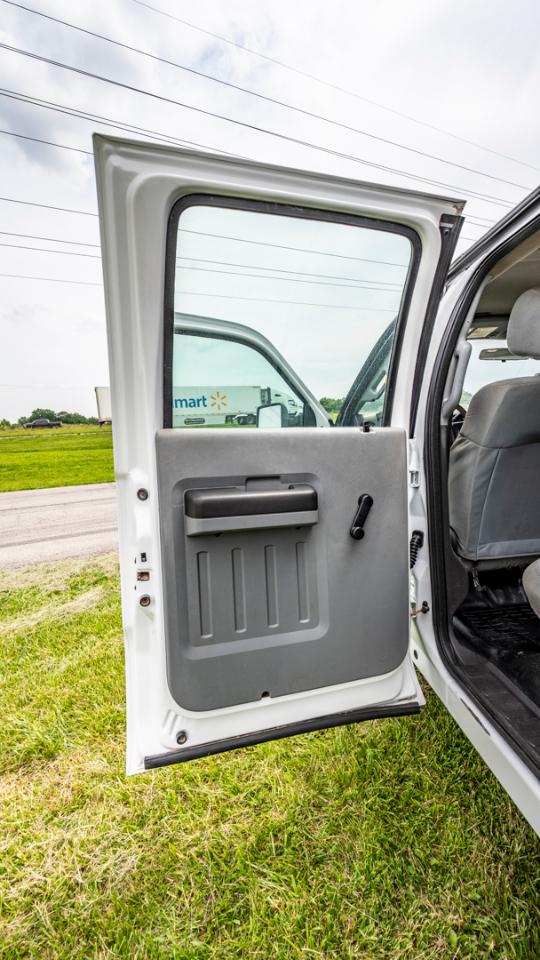 Ford F-550 Crew Cab DRW 4WD 2015