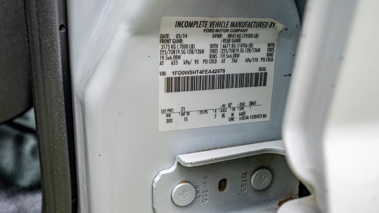 Ford F-550 Crew Cab DRW 4WD 2015