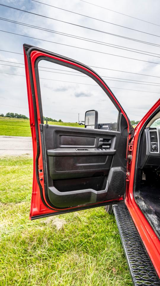 RAM 5500 Crew Cab SWB 4WD DRW 2018