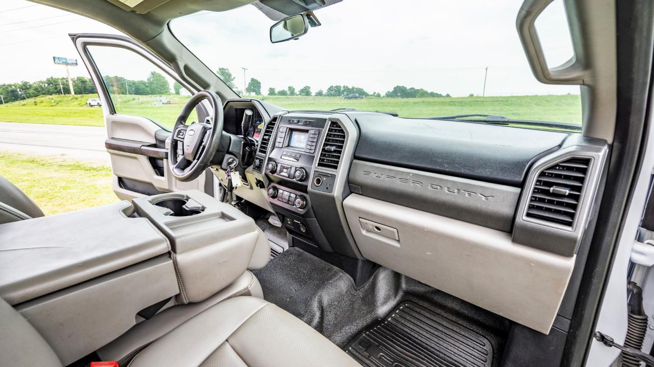 Ford F-550 Regular Cab DRW 4WD 2020