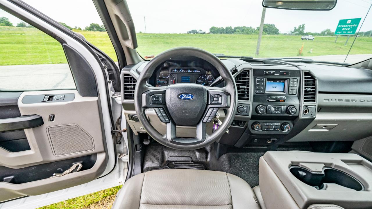 Ford F-550 Regular Cab DRW 4WD 2020