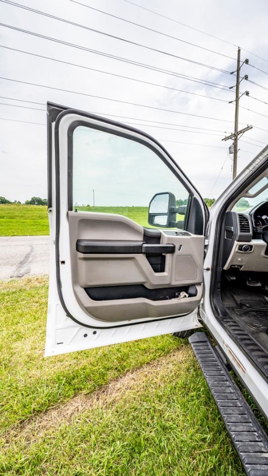 Ford F-550 Regular Cab DRW 4WD 2020
