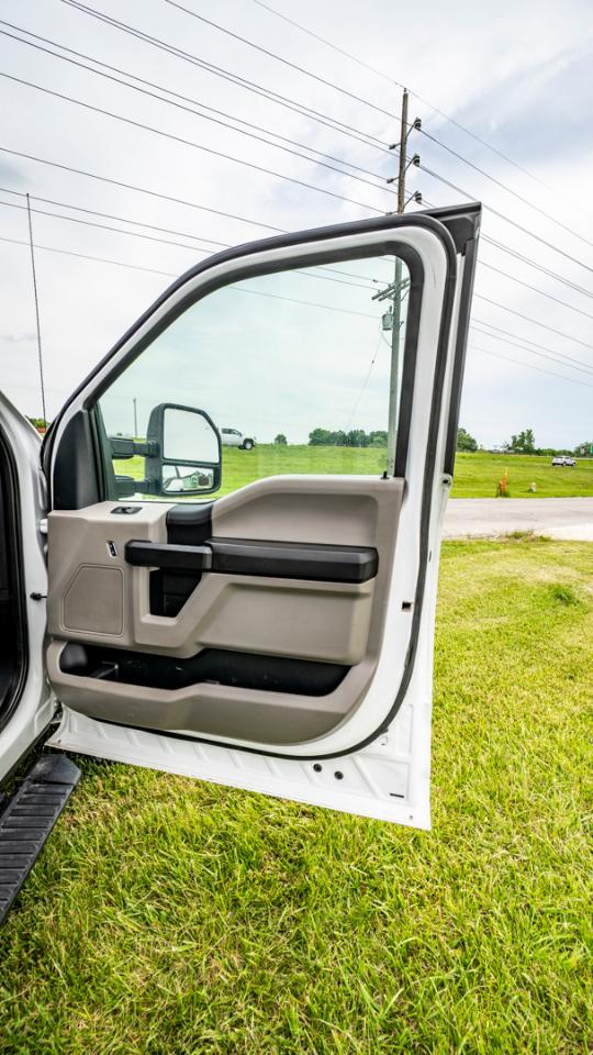 Ford F-550 Regular Cab DRW 4WD 2020
