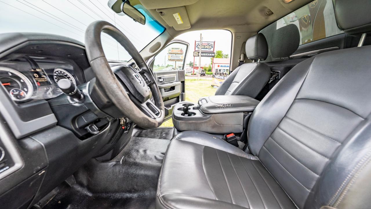 RAM 5500 Regular Cab SWB 2WD DRW 2016