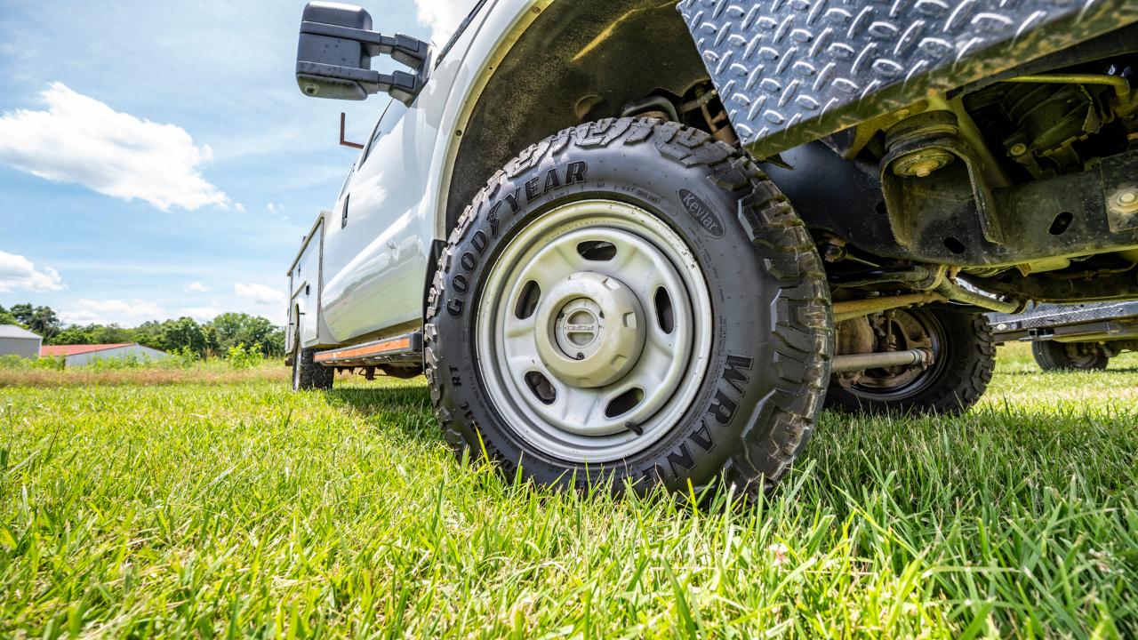 Ford F-250 SD XL SuperCab 4WD 2015