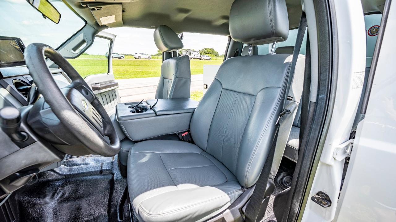 Ford F-550 Crew Cab DRW 4WD 2015