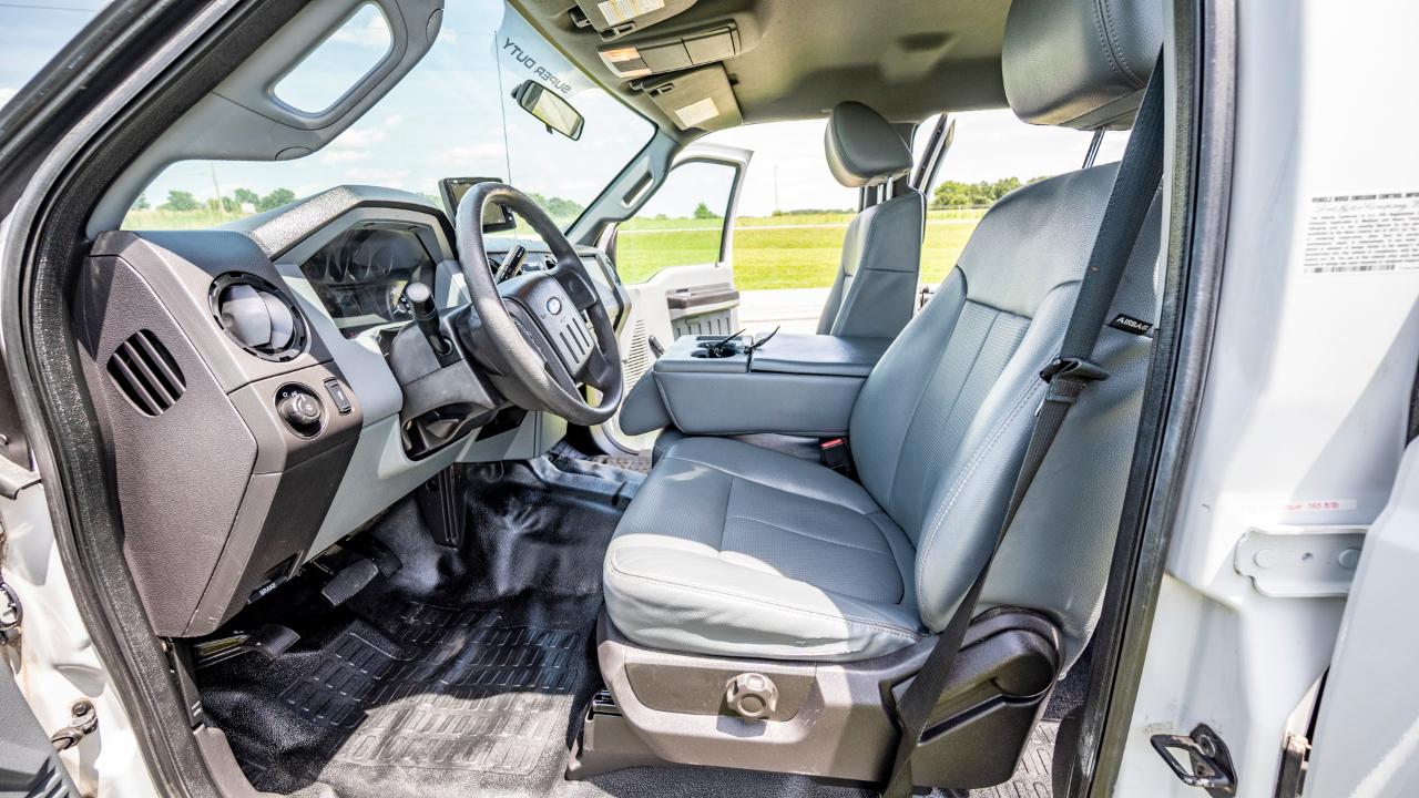 Ford F-550 Crew Cab DRW 4WD 2015