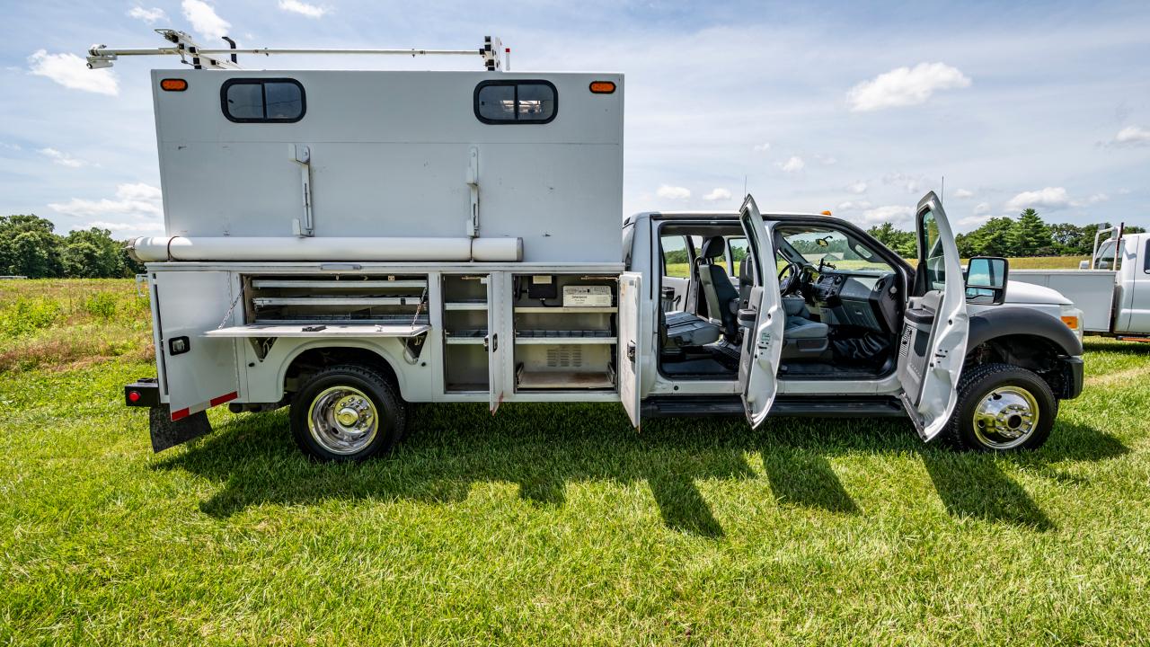 Ford F-550 Crew Cab DRW 4WD 2015