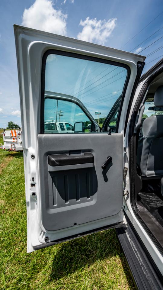 Ford F-550 Crew Cab DRW 4WD 2015