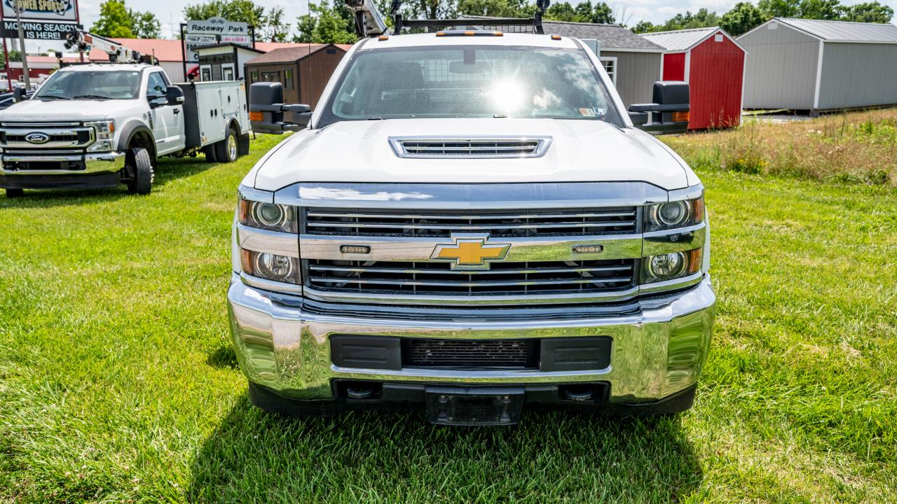 Chevrolet Silverado 3500HD Work Truck Crew Cab 4WD 2017