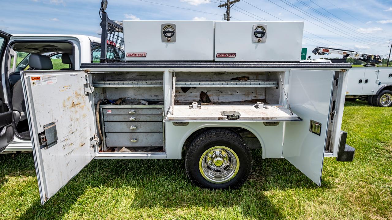 Chevrolet Silverado 3500HD Work Truck Crew Cab 4WD 2017