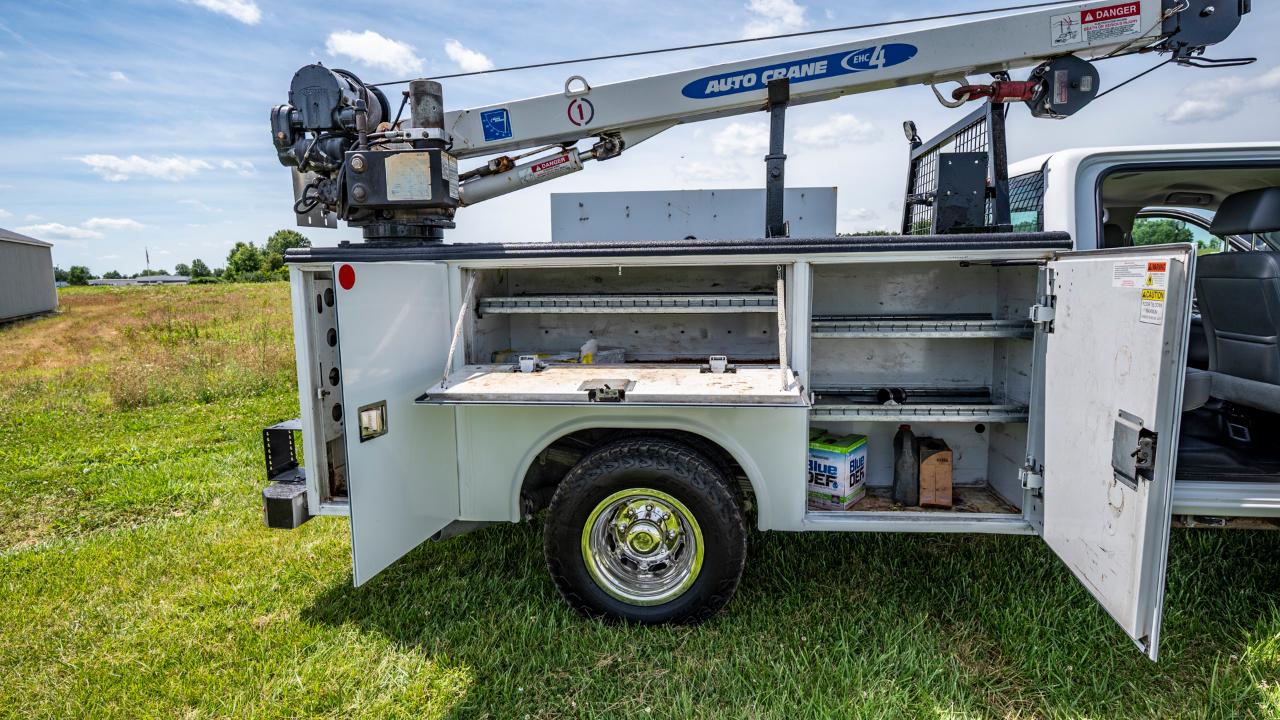 Chevrolet Silverado 3500HD Work Truck Crew Cab 4WD 2017