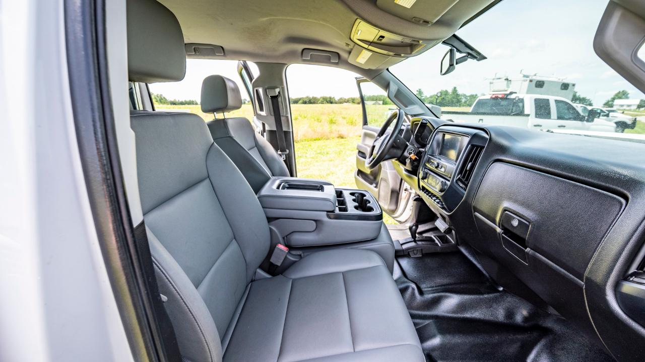 Chevrolet Silverado 3500HD Work Truck Crew Cab 4WD 2017
