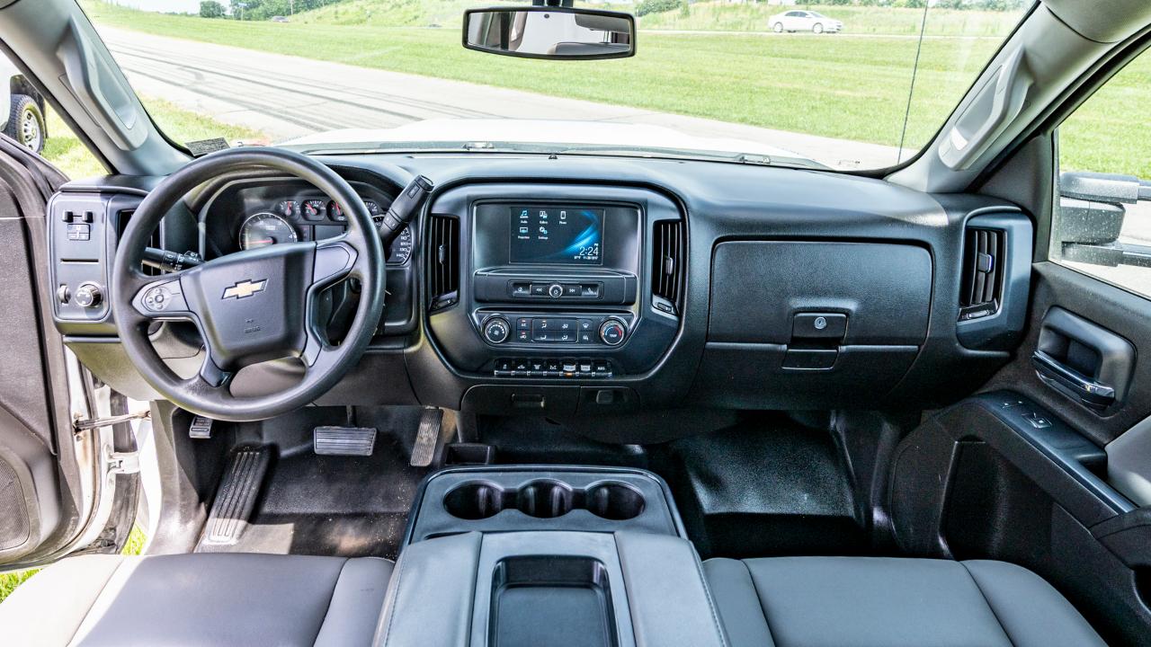 Chevrolet Silverado 3500HD Work Truck Crew Cab 4WD 2017