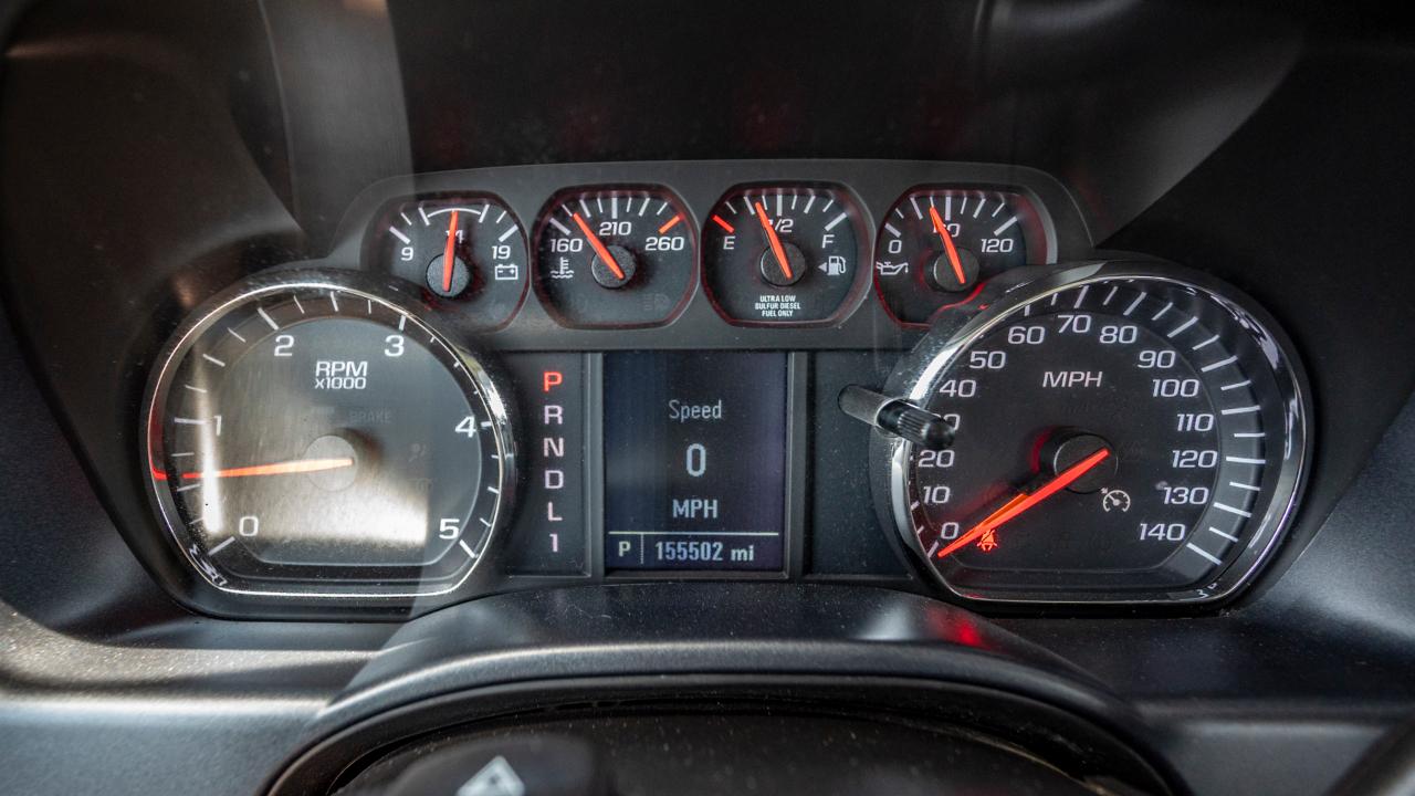Chevrolet Silverado 3500HD Work Truck Crew Cab 4WD 2017