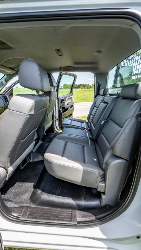 Chevrolet Silverado 3500HD Work Truck Crew Cab 4WD 2017