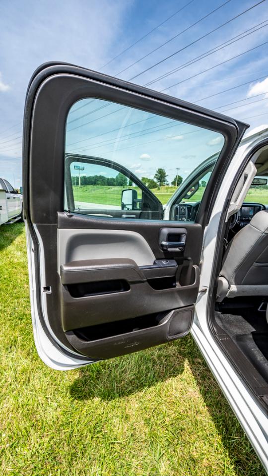 Chevrolet Silverado 3500HD Work Truck Crew Cab 4WD 2017