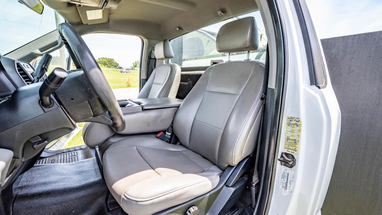 Ford F-550 Regular Cab DRW 2WD 2020
