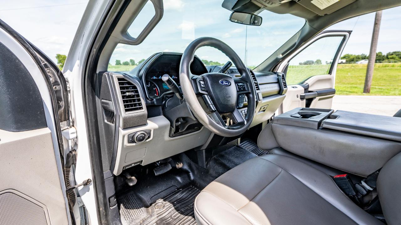 Ford F-550 Regular Cab DRW 2WD 2020