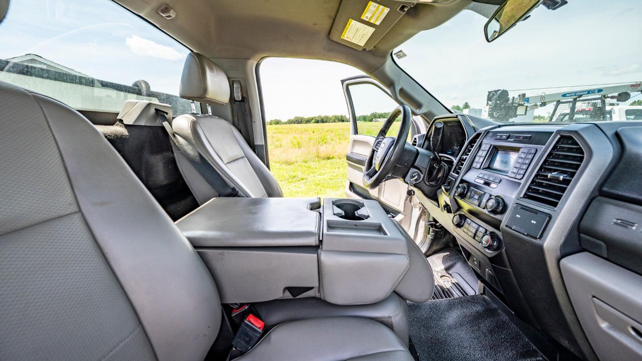 Ford F-550 Regular Cab DRW 2WD 2020