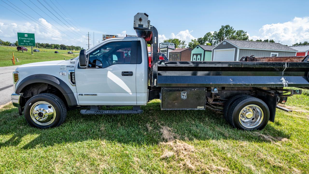 Ford F-550 Regular Cab DRW 4WD 2019