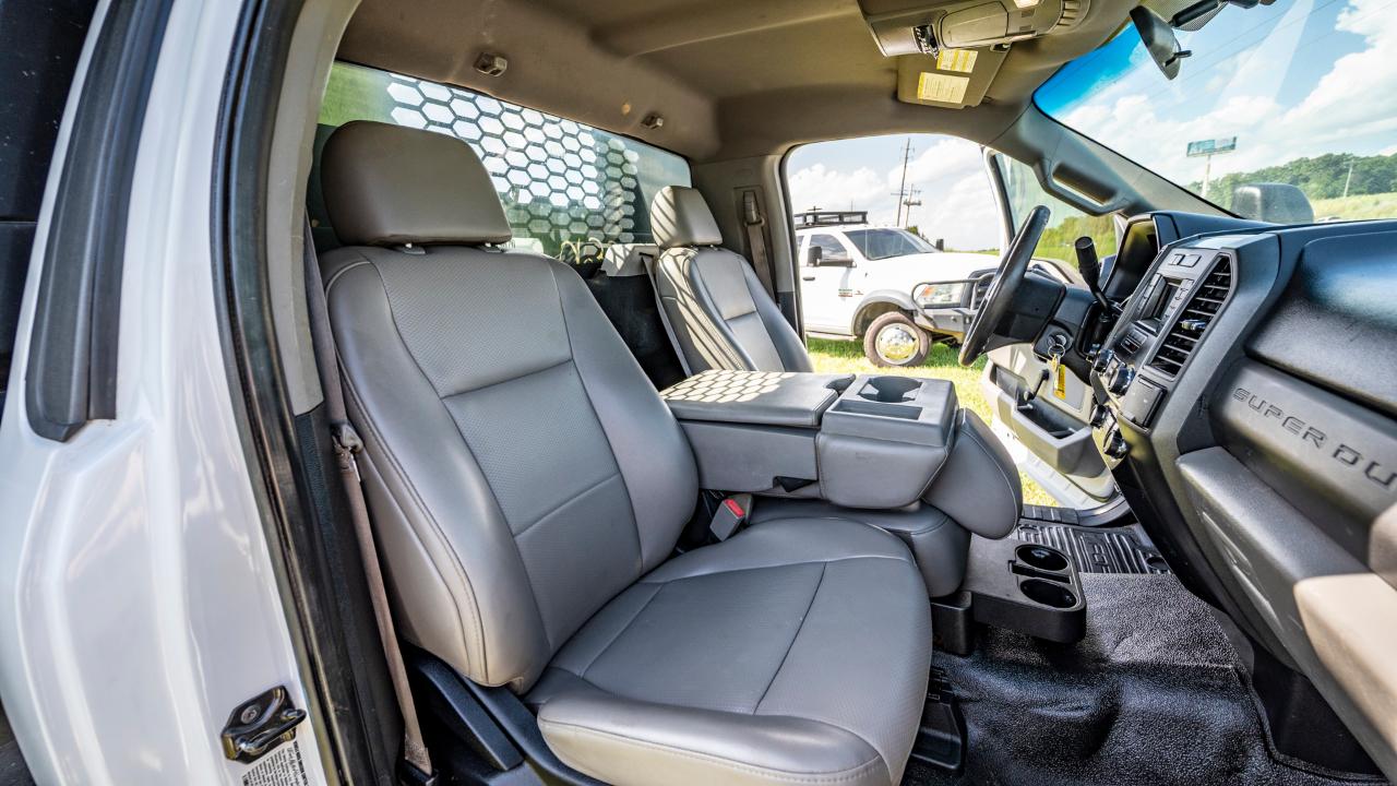 Ford F-550 Regular Cab DRW 4WD 2019