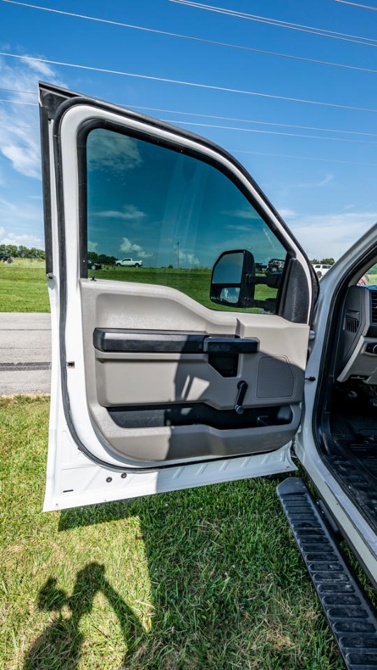 Ford F-550 Regular Cab DRW 4WD 2019