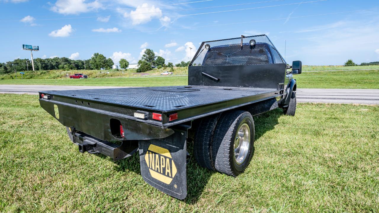 Ford F-550 Regular Cab 4WD DRW 2008