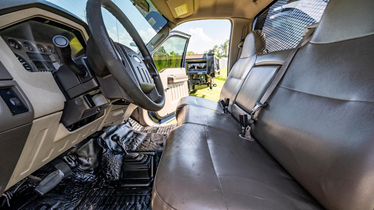 Ford F-550 Regular Cab 4WD DRW 2008