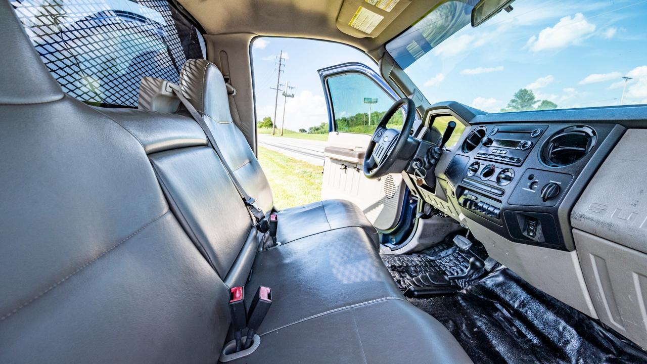 Ford F-550 Regular Cab 4WD DRW 2008