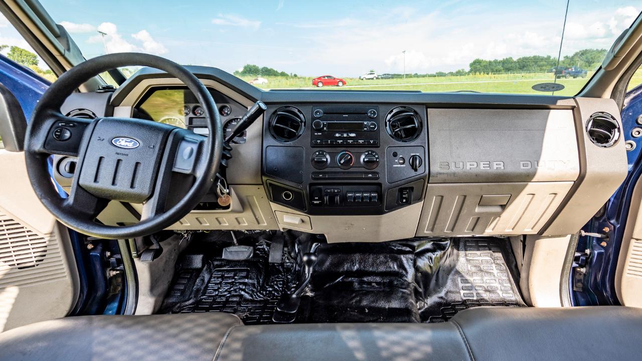 Ford F-550 Regular Cab 4WD DRW 2008