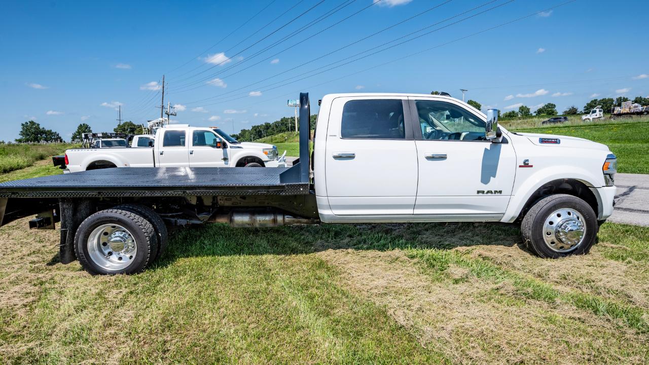 RAM 5500 Crew Cab LWB 4WD DRW 2022