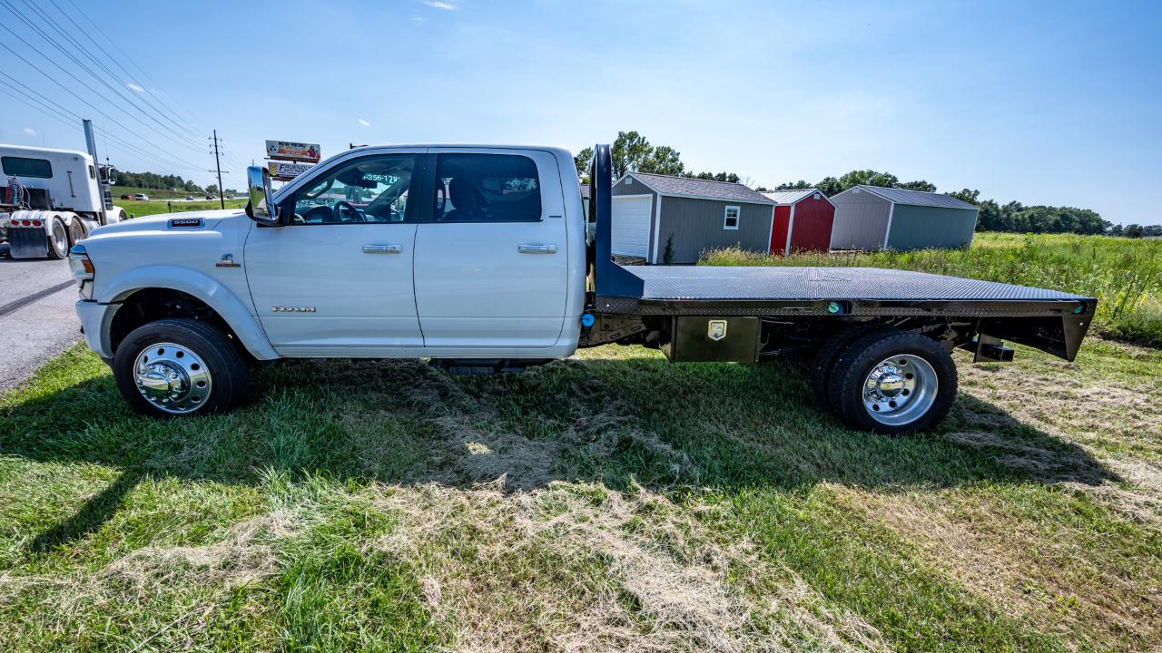 RAM 5500 Crew Cab LWB 4WD DRW 2022