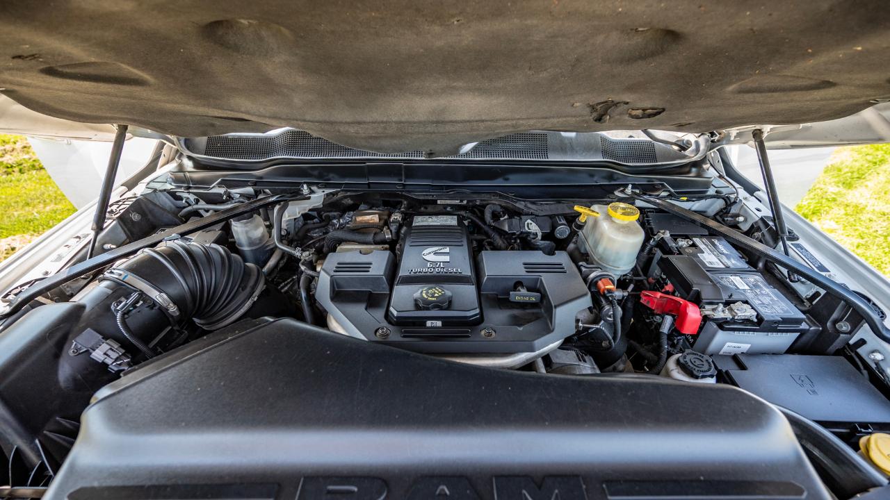 RAM 5500 Crew Cab LWB 4WD DRW 2022