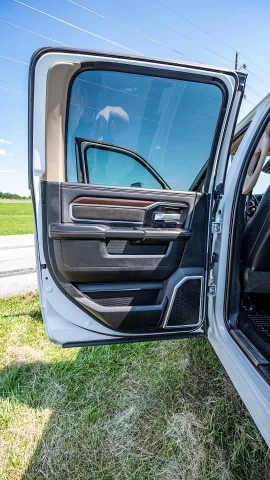 RAM 5500 Crew Cab LWB 4WD DRW 2022