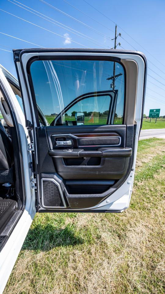 RAM 5500 Crew Cab LWB 4WD DRW 2022
