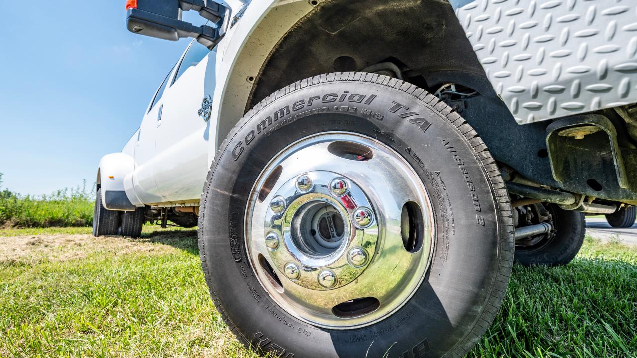 Ford F-450 SD XL Crew Cab DRW 4WD 2014