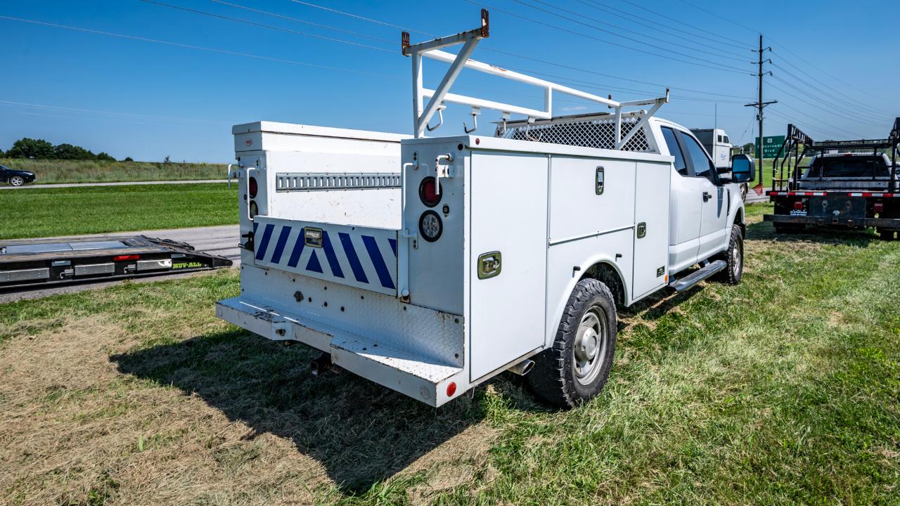 Ford F-350 SD Lariat SuperCab Long Bed 4WD 2017