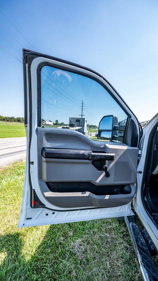 Ford F-350 SD Lariat SuperCab Long Bed 4WD 2017