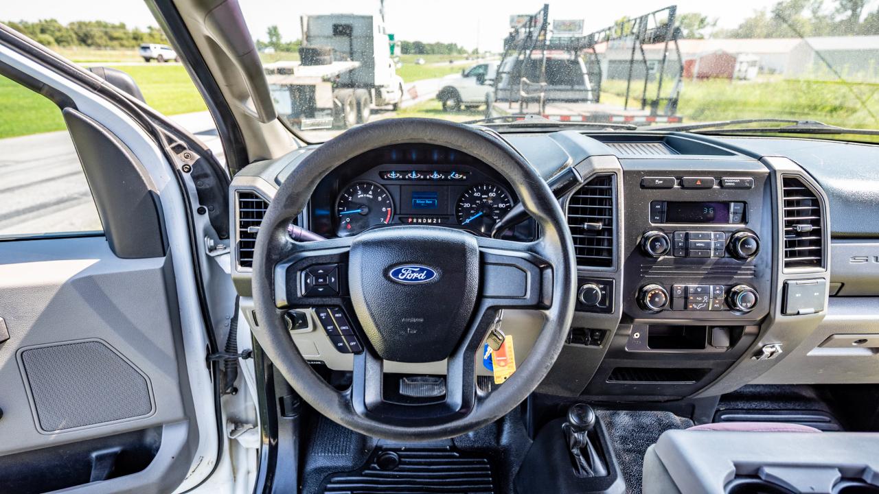 Ford F-350 SD Lariat SuperCab Long Bed 4WD 2017