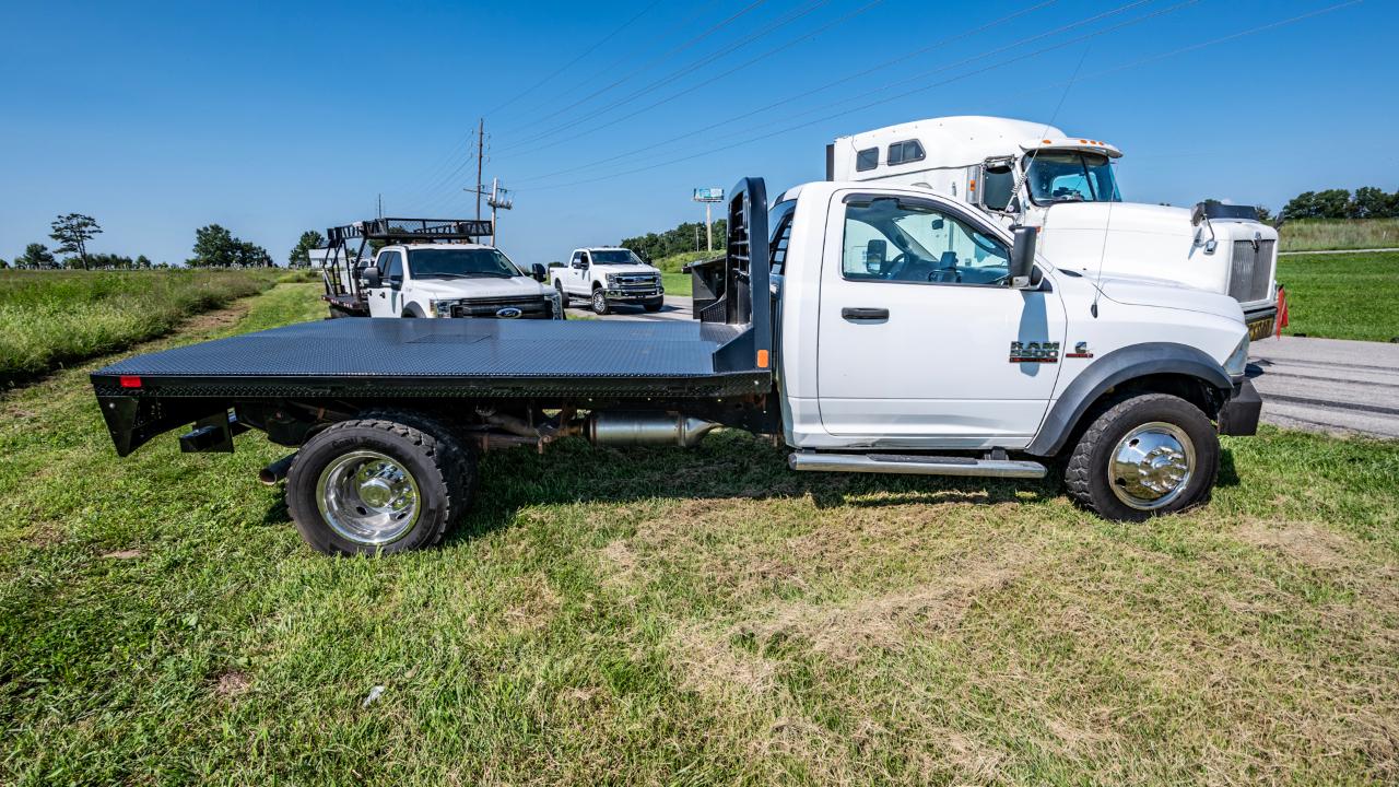 RAM 5500 Regular Cab 4WD DRW 2015