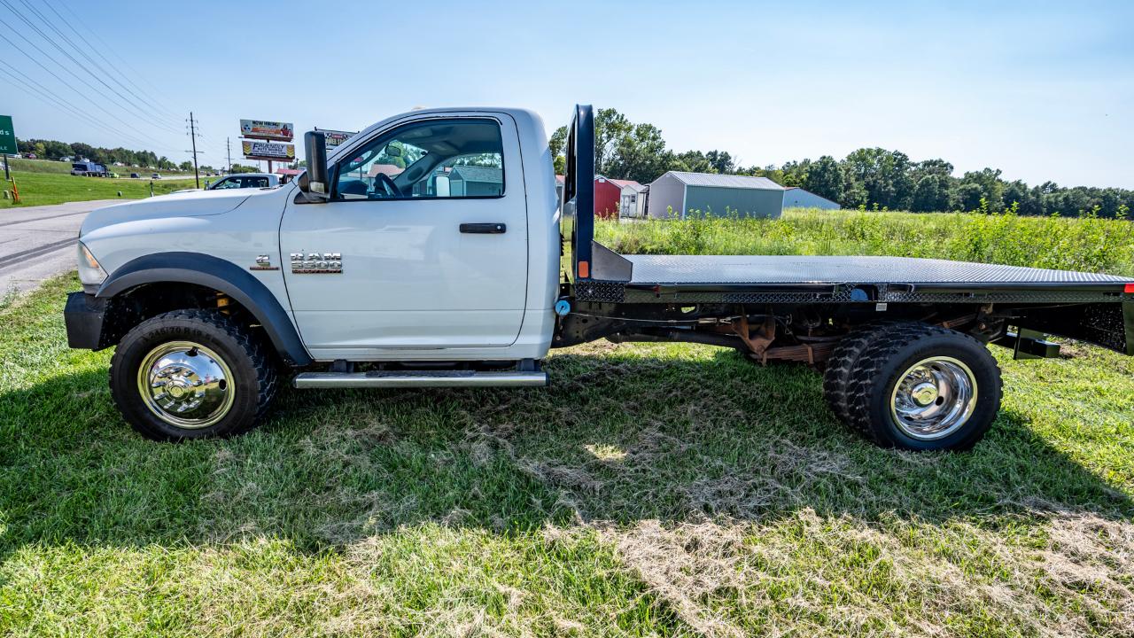 RAM 5500 Regular Cab 4WD DRW 2015