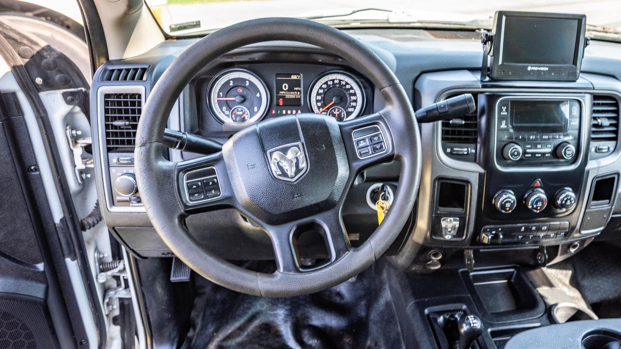 RAM 5500 Regular Cab 4WD DRW 2015
