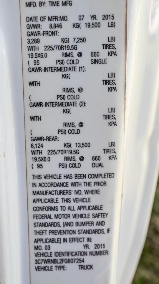 RAM 5500 Regular Cab 4WD DRW 2015
