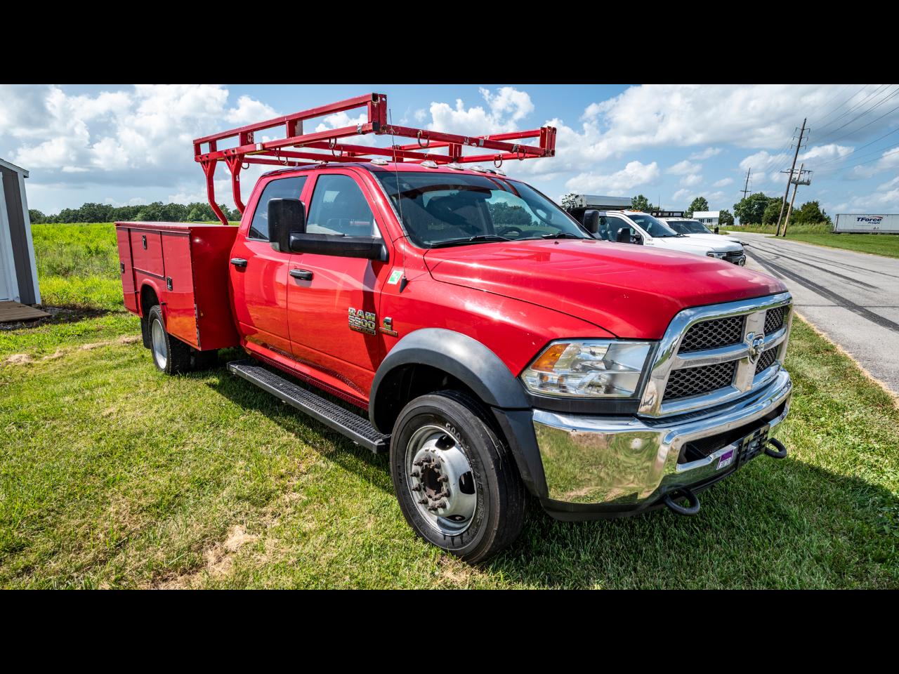 RAM 5500 Crew Cab SWB 2WD DRW 2018