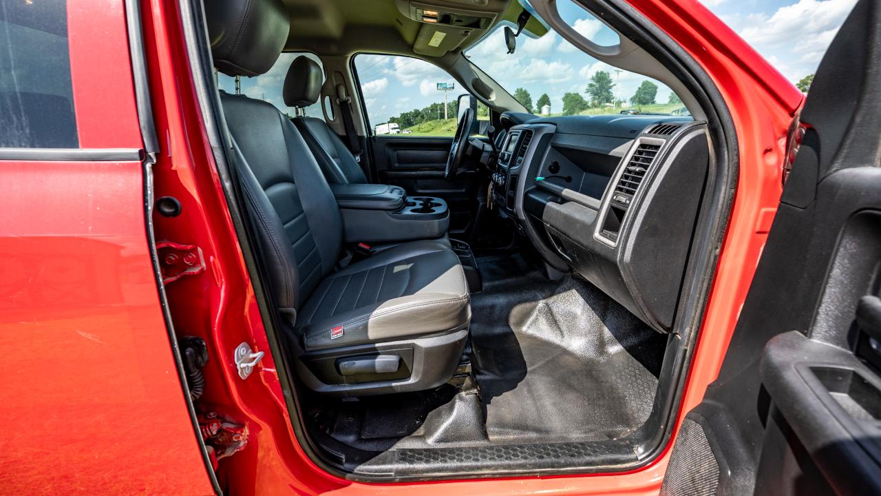 RAM 5500 Crew Cab SWB 2WD DRW 2018