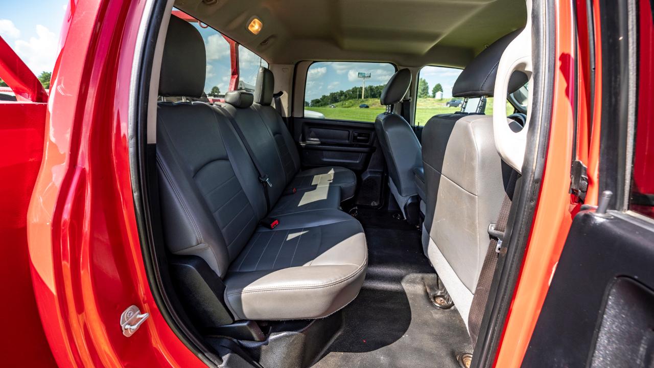 RAM 5500 Crew Cab SWB 2WD DRW 2018