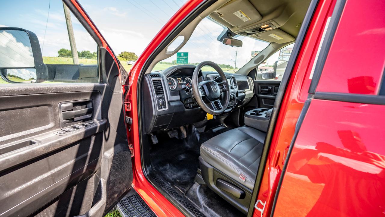 RAM 5500 Crew Cab SWB 2WD DRW 2018