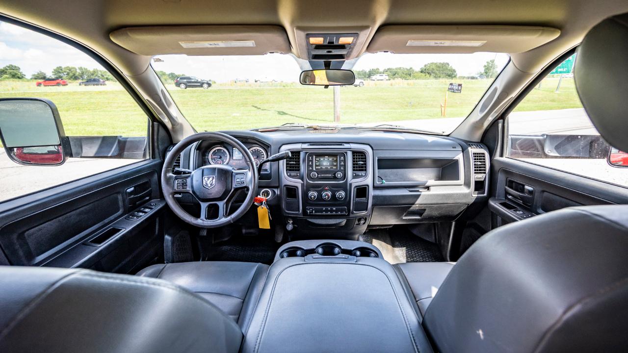 RAM 5500 Crew Cab SWB 2WD DRW 2018