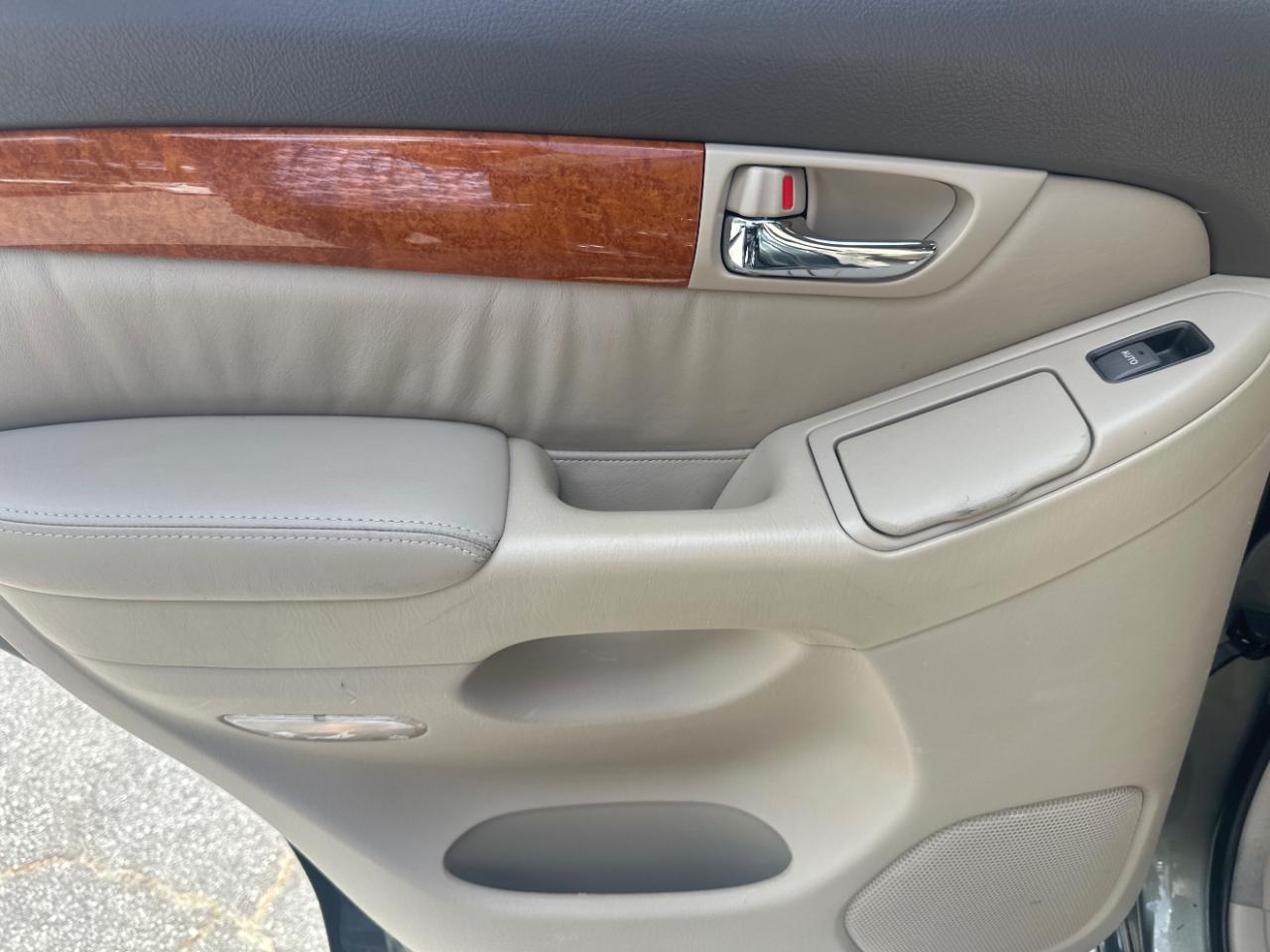 Lexus GX 470 Sport Utility 2006